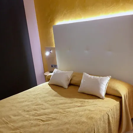 Rnet - Apartments Roses Port Trebol Exterior photo
