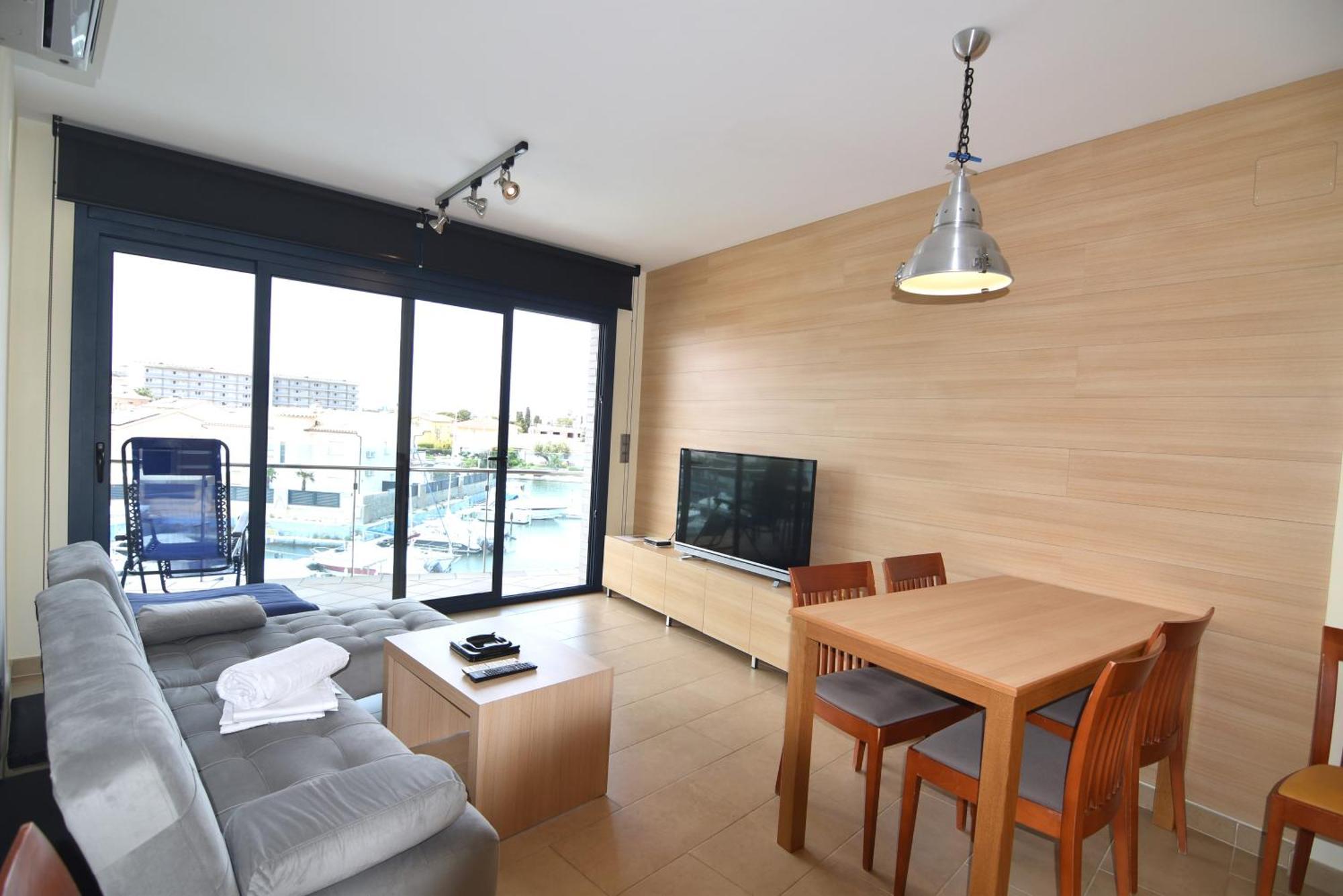 Rnet - Port Trebol Apartment Roses