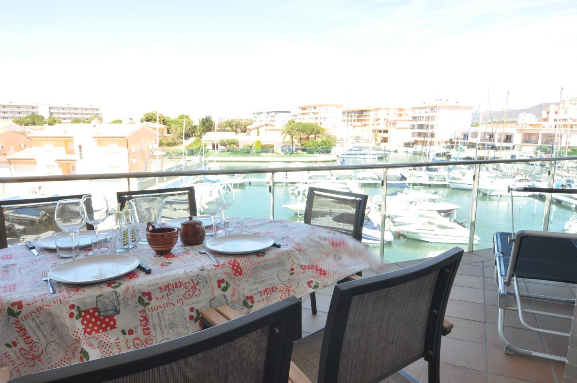 Rnet - Port Trebol Apartment Roses